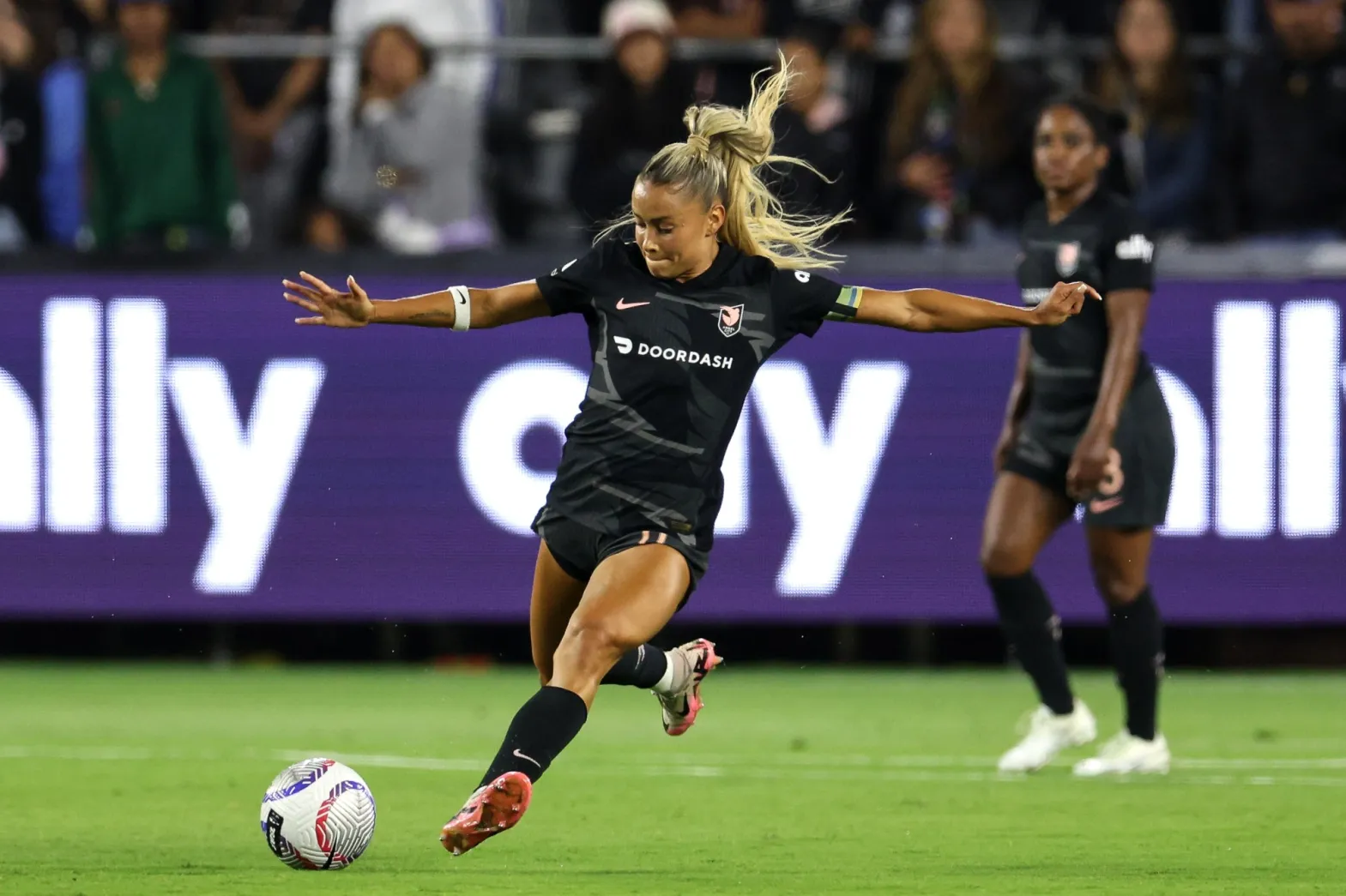 Angel City é o clube de futebol feminino mais valioso de 2025, aponta Forbes