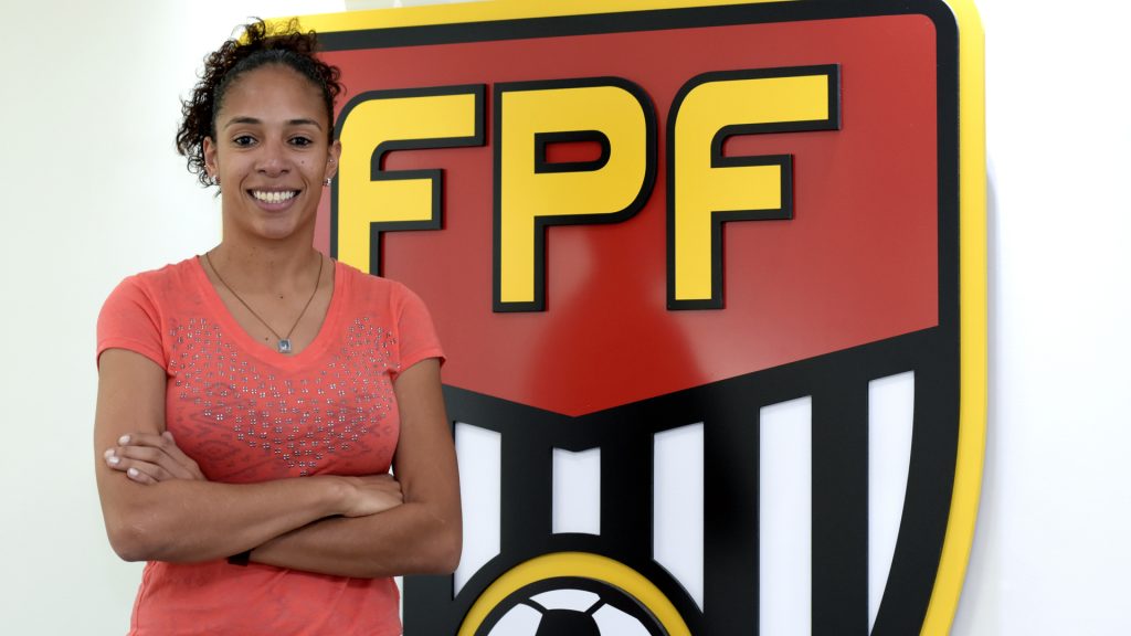 Aline Pellegrino na FPF | Foto: FPF