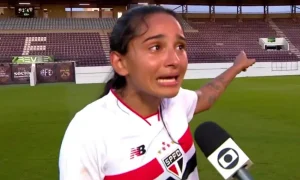 Momento em que Sarah Aysha desabafa sobre episódio de misoginia na semifinal do Brasileirão Feminino Sub-20 | Reprodução / Sportv
