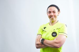 Brooke Mayo participará da Copa do Mundo de 2026 ao lado de Tori Penso e Katie Nesbitt | Professional Referee Organization (PRO)