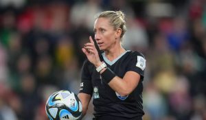 Tori Penso apitou a final da Copa do Mundo Feminina de 2023 | FIFA