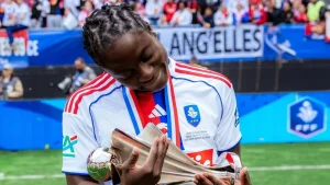 Tabitha Chawinga foi a primeira jogadora da história do Malaui a jogar profissionalmente na Europa | Reprodução / Redes sociais