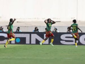 Seleção Feminina de Camarões venceu a Nigéria, maior campeã da Copa Africana, para garantir a vaga direta para a Copa de 2027 | CAF