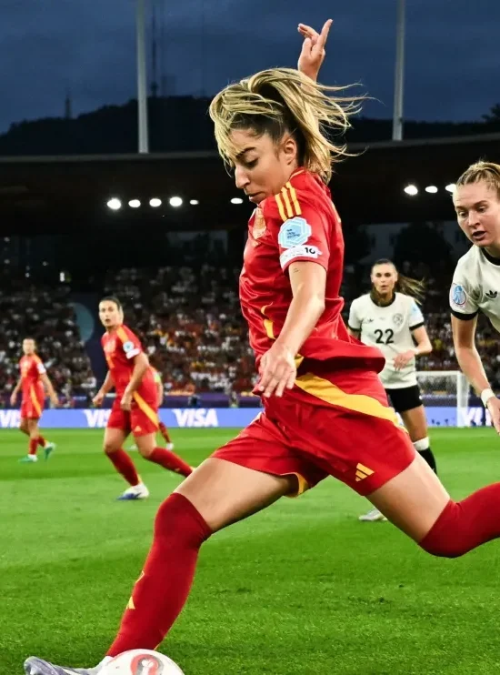 Espanha e Alemanha na semifinal da Eurocopa Feminina