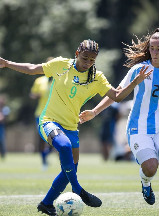 Seleção Brasileira Feminina Sub-20 em amistoso contra a Argentina