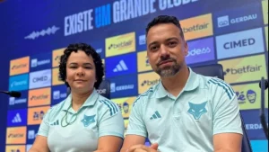 Barbara Fonseca e Jonas Urias do Cruzeiro