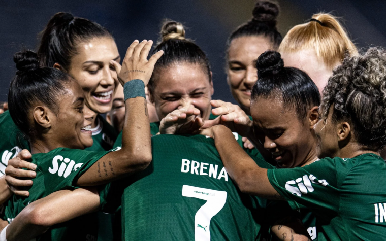 Com dois gols de Brena o palmeiras vence a partida