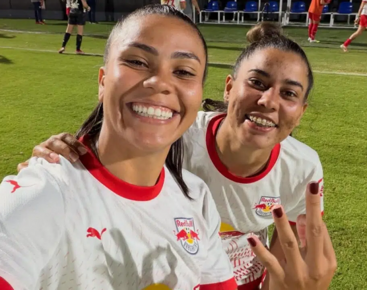 reforços marcam e faratem vitoria