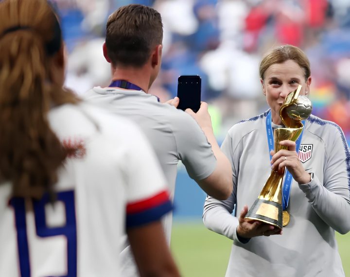 Jill Elis, diretora de futebol da FIFA