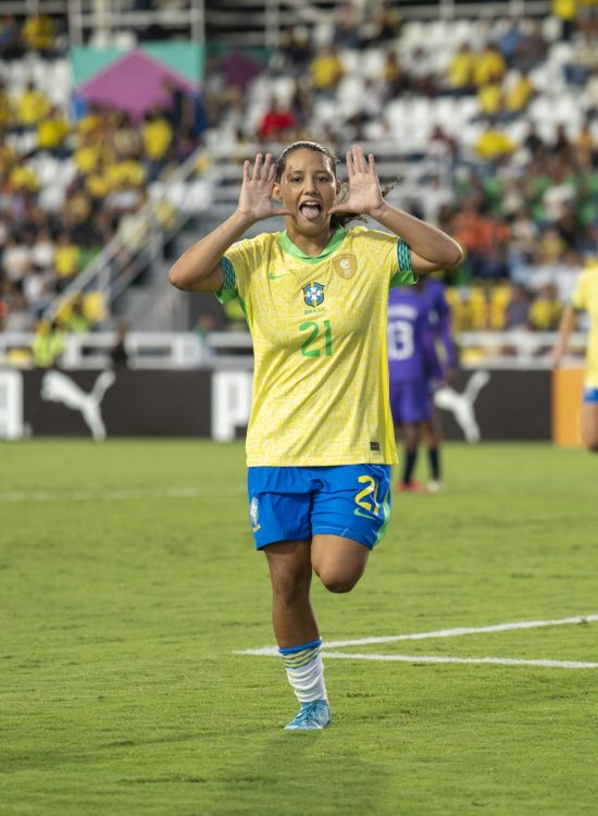 Evelin Bonifácio é convocada pela primeira vez para a Seleção Brasileira Feminina