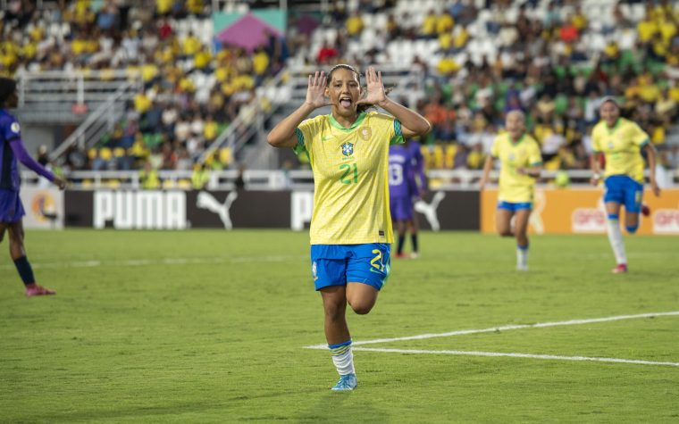 Evelin Bonifácio é convocada pela primeira vez para a Seleção Brasileira Feminina