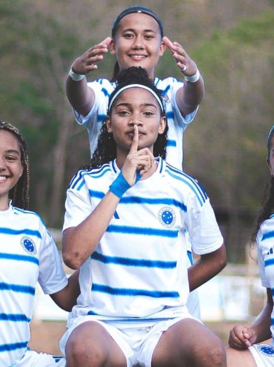 Cruzeiro retorna com a base feminina sub-17