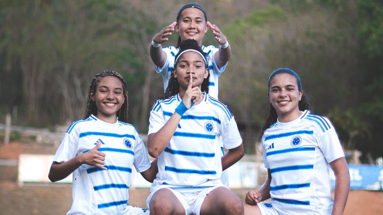 Cruzeiro retorna com a base feminina sub-17