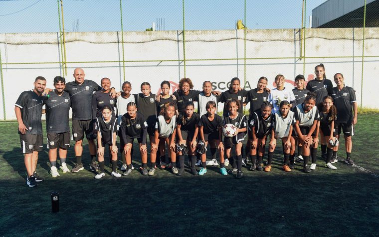 elenco e comissao técnica projeto "Por Elas"