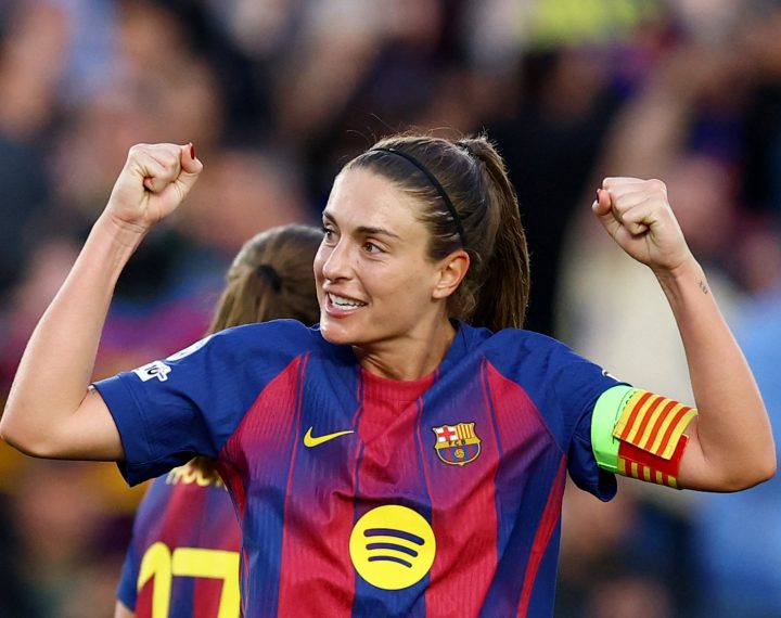 Alexia Putellas supera Lionel Messi e se torna a maior campeã do Barcelona