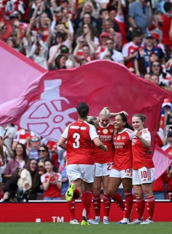 Arsenal vence o Lyon no jogo de ida da semifinal da Champions League 25/26