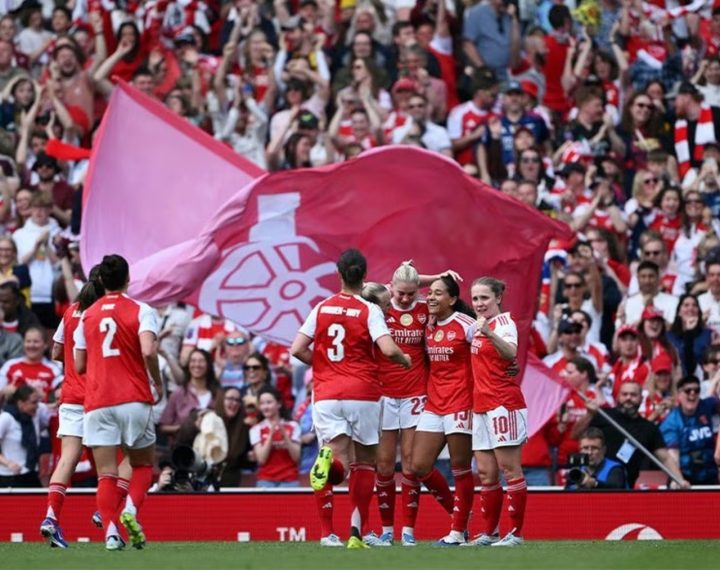 Arsenal vence o Lyon no jogo de ida da semifinal da Champions League 25/26