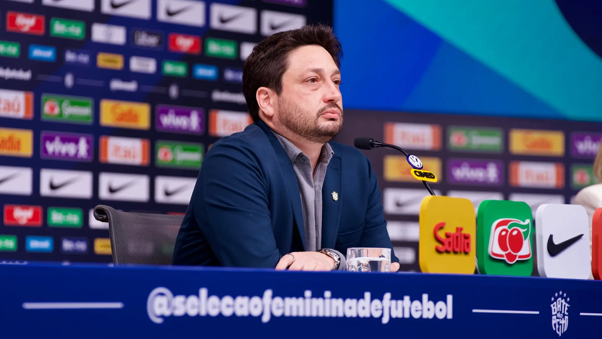 Arthur Elias anuncia nomes para os amistosos contra os Estados Unidos.