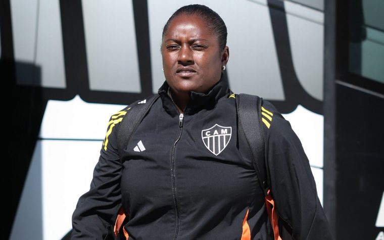 Fabi Guedes é convocada como auxiliar técnica da Seleção Feminina principal