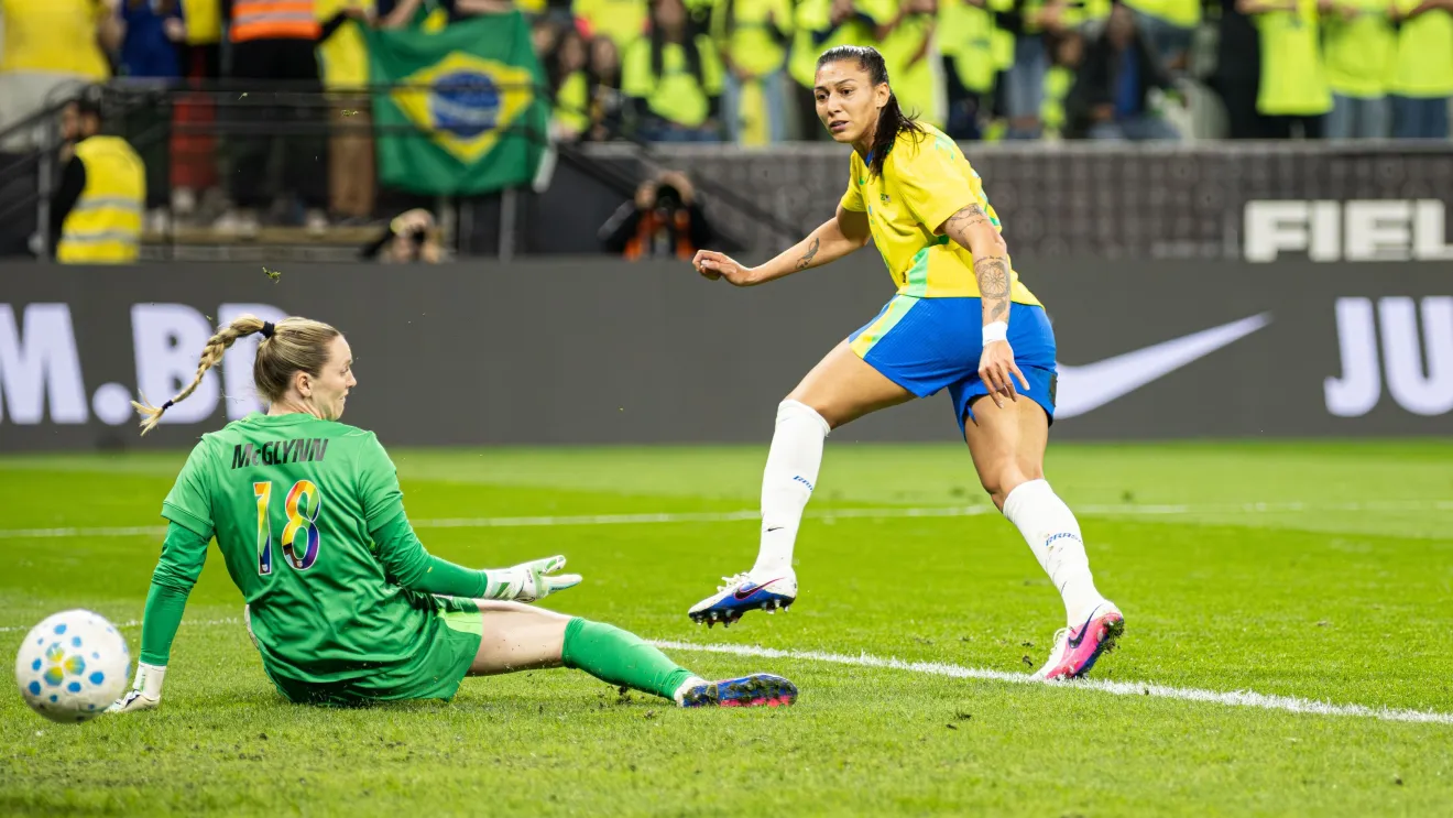 Brasil reage após gol no primeiro minuto e vence Estados Unidos por 2 a 1 em amistoso