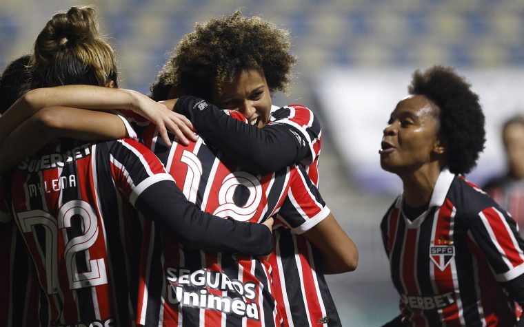 São Paulo terá camisa exclusiva para o futebol feminino | Foto: Rubens Chiri/São Paulo FC