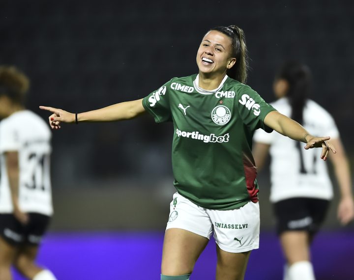 Palmeiras vence Corinthians no Derby, assume liderança provisória do Paulistão F 2026