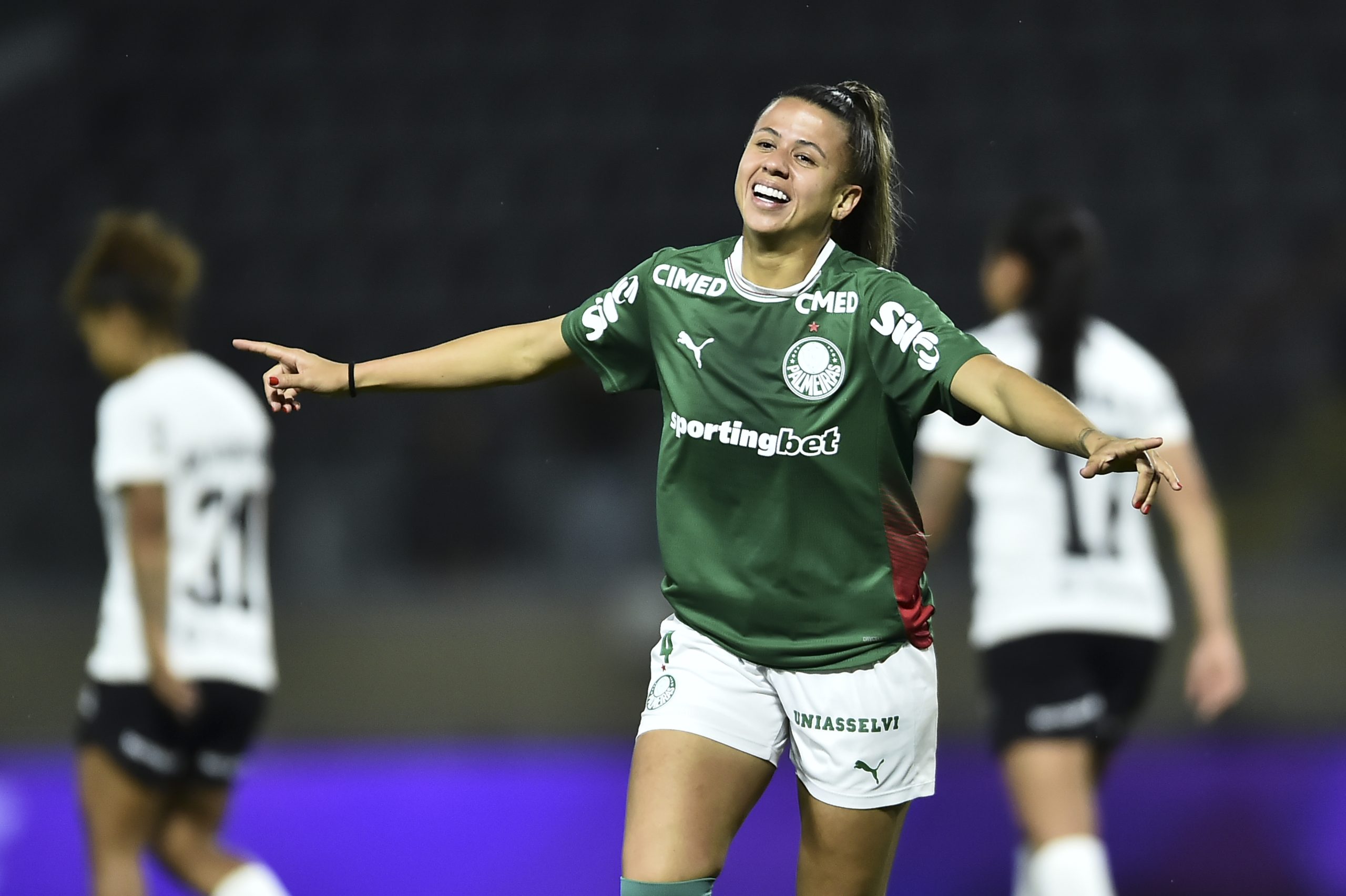 Palmeiras vence Corinthians no Derby, assume liderança provisória do Paulistão F 2026
