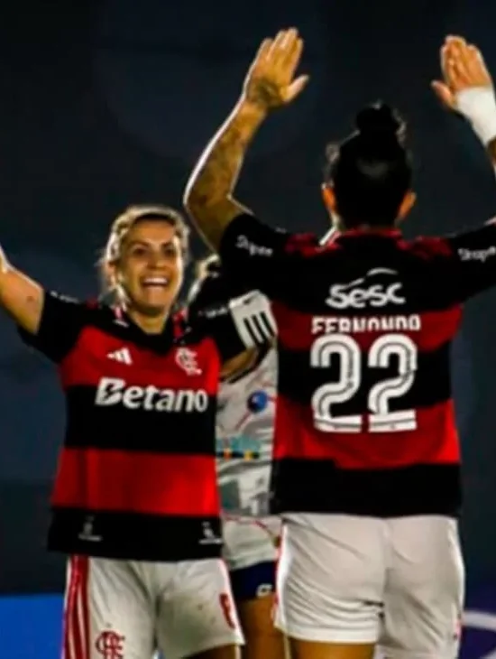 Fernanda faz o gol da classificação rubro-negra Foto: Julliana Nascimento/CRF