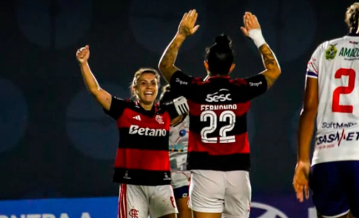Fernanda faz o gol da classificação rubro-negra Foto: Julliana Nascimento/CRF