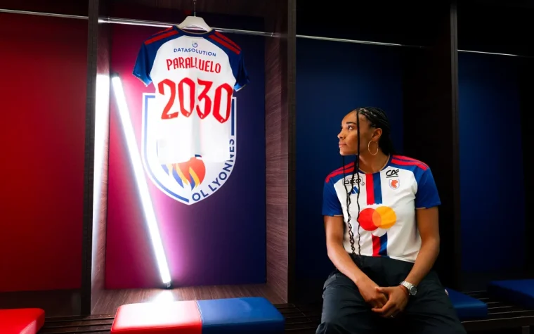 OL Lyonnes anuncia Salma Paralluelo como reforço do clube francês até 2030