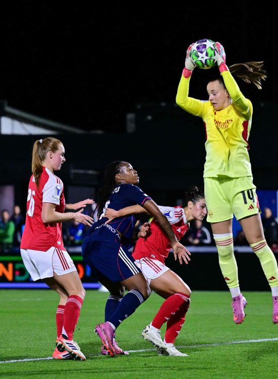 Futebol inglês testa nova regra para goleiros; WSL pode ser impactada por mudança