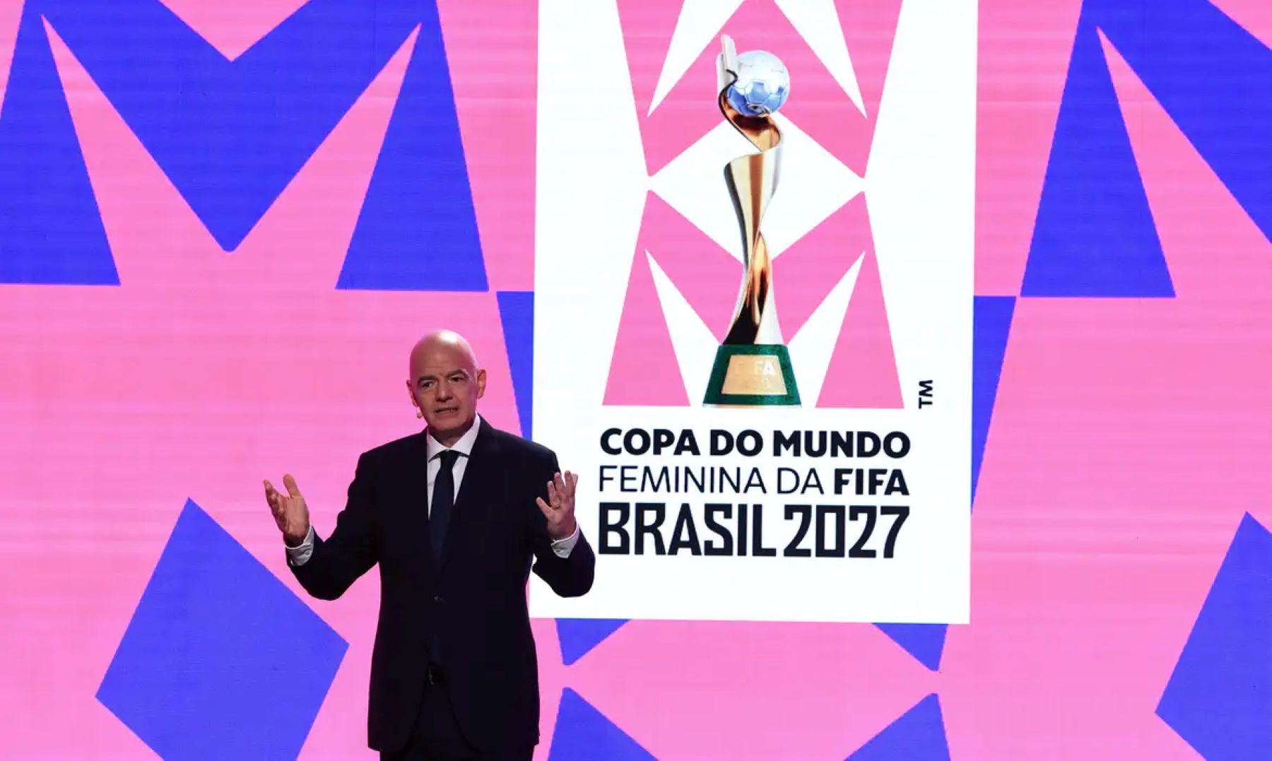 UEFA anuncia boicote a torneios da FIFA e futebol feminino pode ser o primeiro impactado