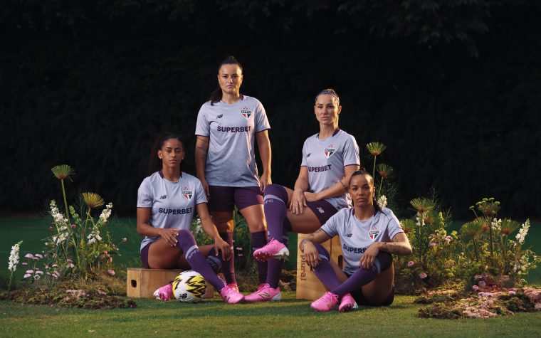 São paulo lança terceira camisa exclusiva para o futebol feminino | Foto: Cássio Andreasi