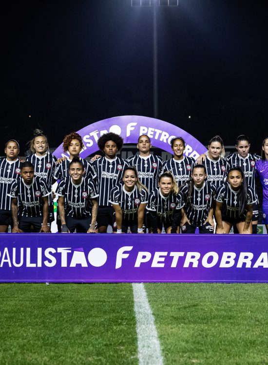 Corinthians paga dívida parcial com feminino após cobrança das jogadoras
