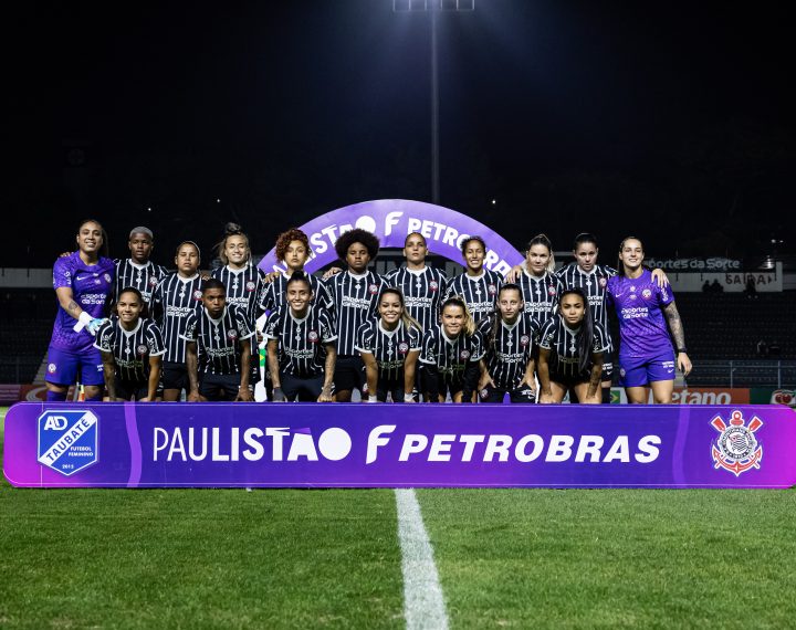 Corinthians paga dívida parcial com feminino após cobrança das jogadoras
