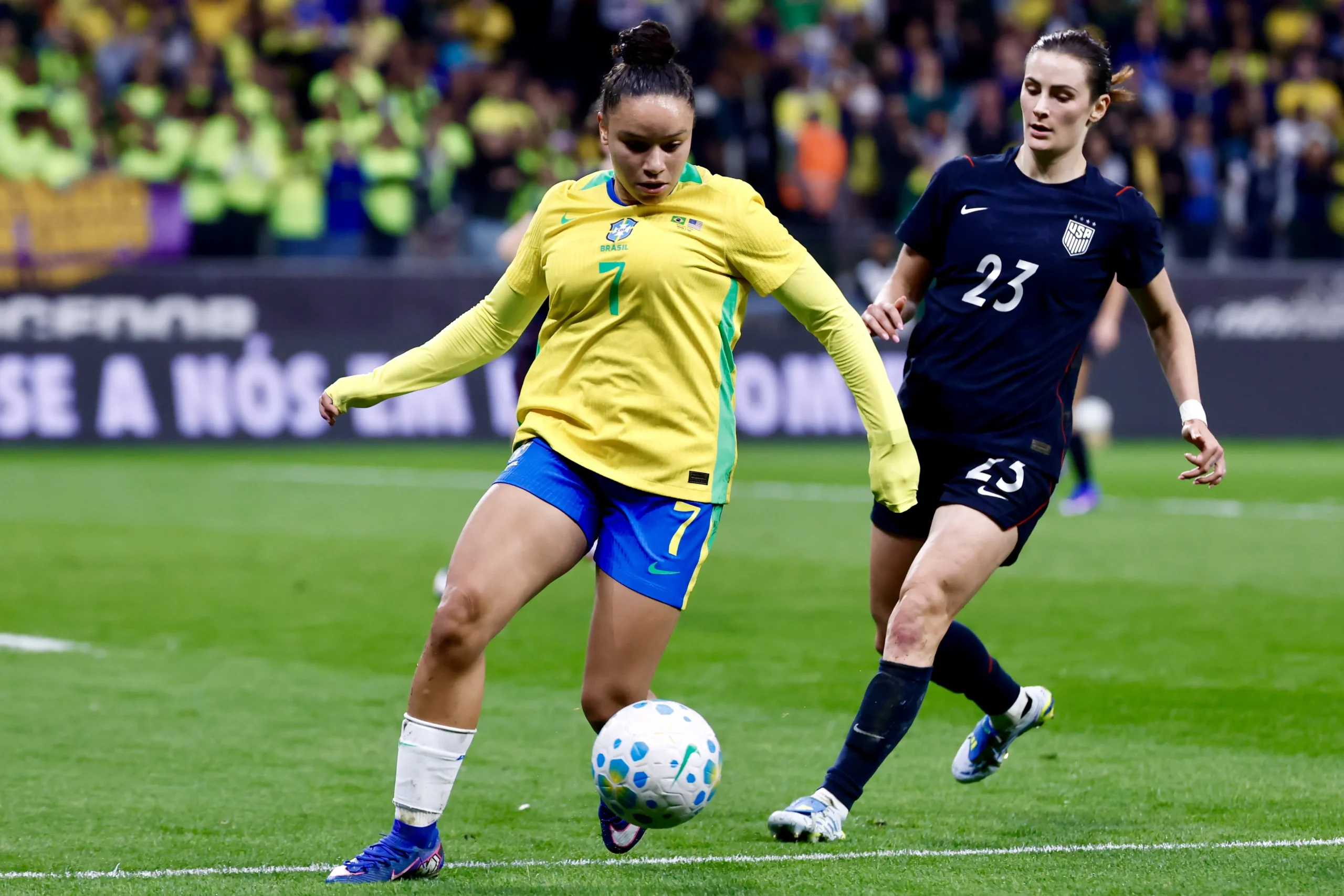 Dudinha entra na “SEI List” da NWSL e está fora da temporada; entenda o que significa