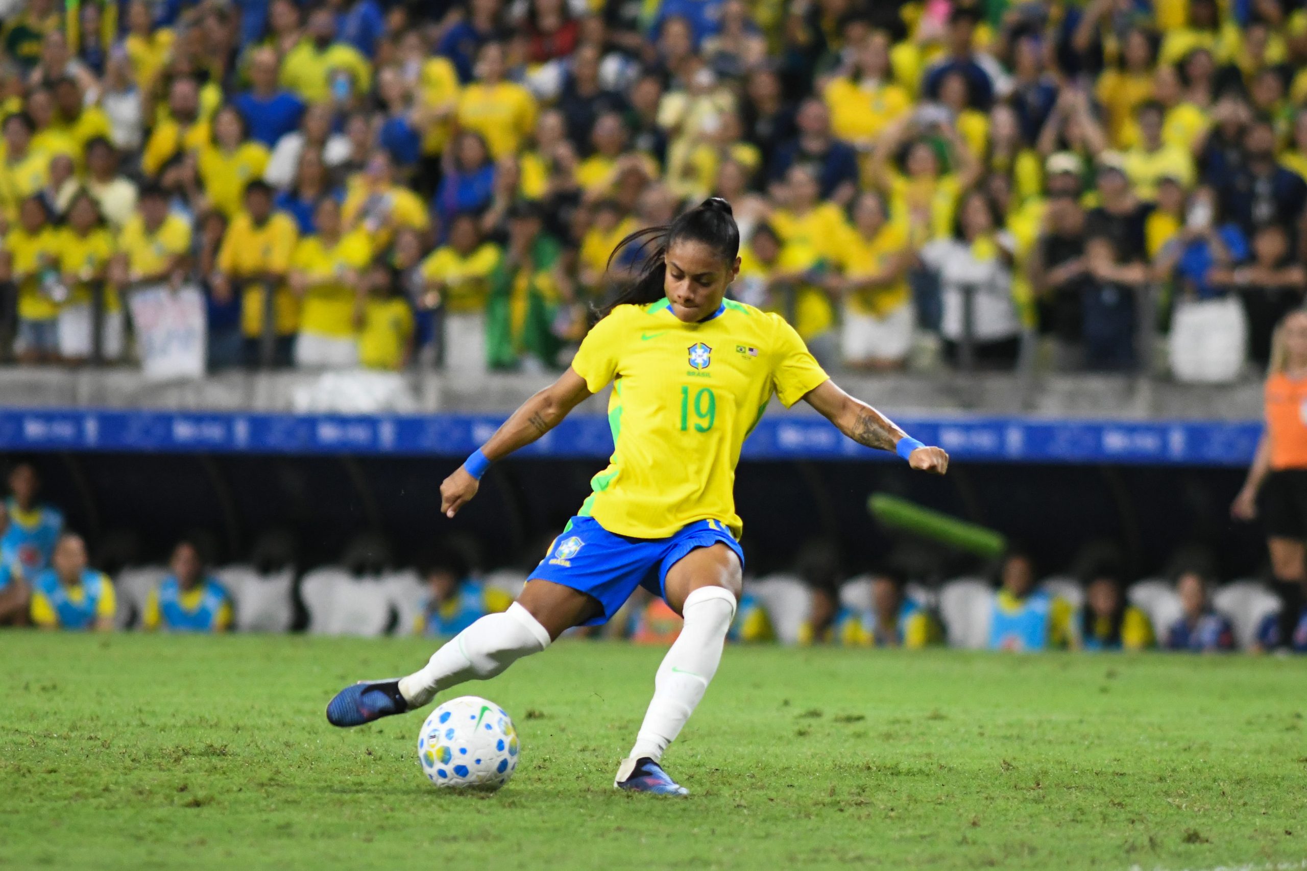 CBF determina pausa no futebol brasileiro durante a Copa do Mundo Feminina de 2027