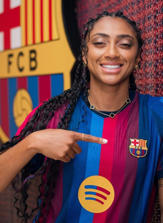 Kerolin estreia pelo Barcelona Feminino em vitória sobre o Montpellier