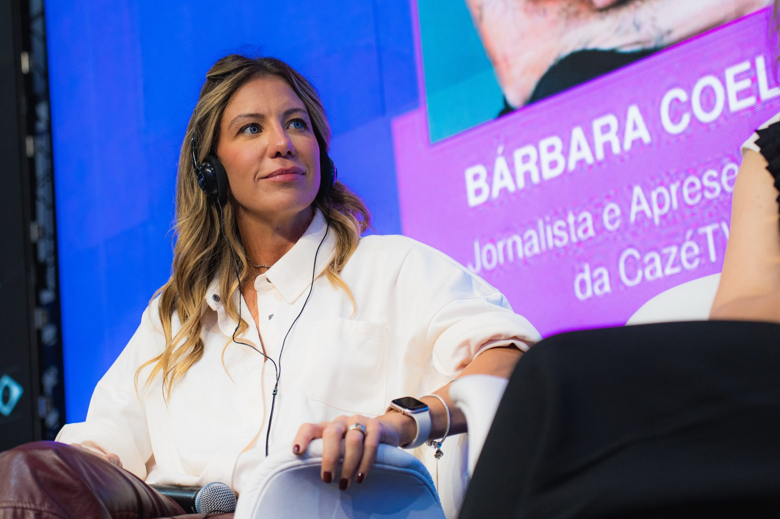 Bárbara Coelho destaca "passagem de bastão" entre Marta e Kerolin e projeta protagonismo de atacante do Barcelona na seleção