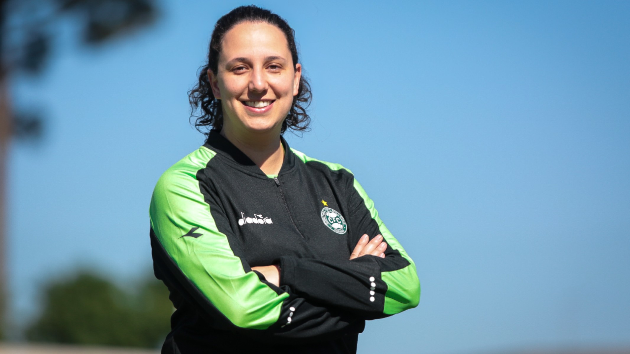 Coritiba anuncia criação das categorias de base do futebol feminino e apresenta Vitória Gomes como primeira treinadora