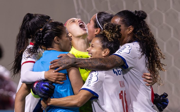 Bahia vence Palmeiras nos pênaltis e faz história ao garantir vaga na semifinal do Brasileirão Feminino A1 2026