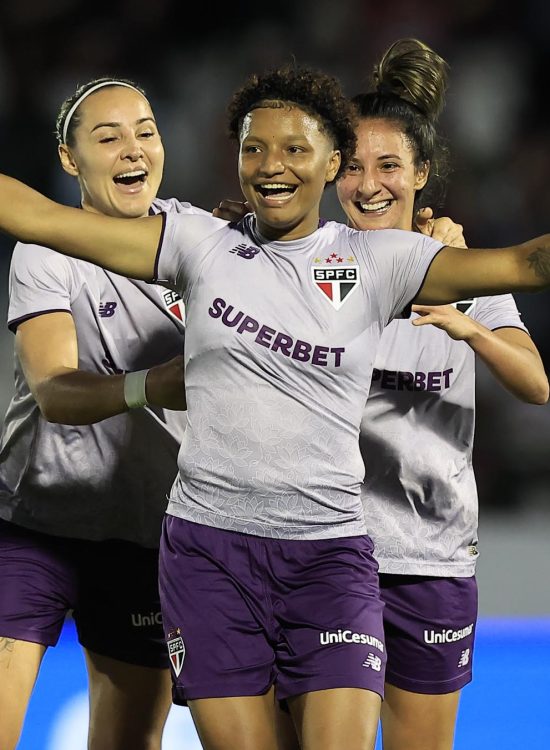 São Paulo vence Flamengo novamente e está na final do Brasileirão Feminino