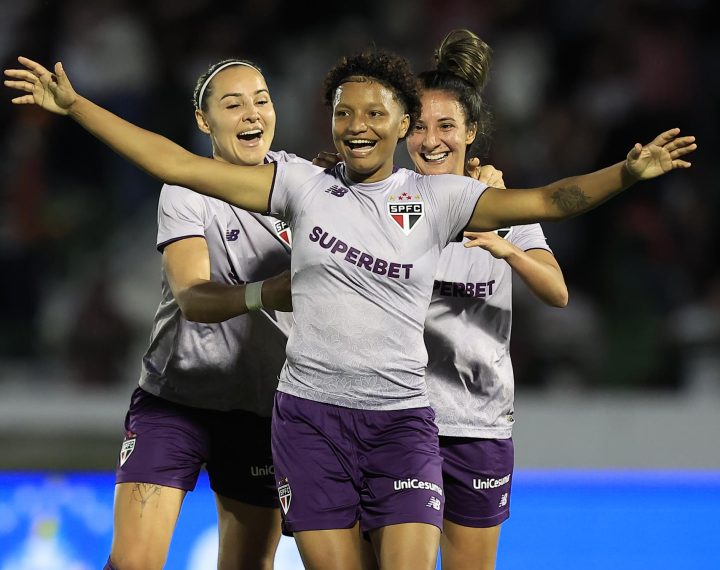 São Paulo vence Flamengo novamente e está na final do Brasileirão Feminino