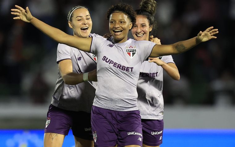 São Paulo vence Flamengo novamente e está na final do Brasileirão Feminino