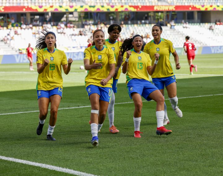 Brasil vence Canadá e garante vaga antecipada nas oitavas da Copa do Mundo Feminina Sub-20