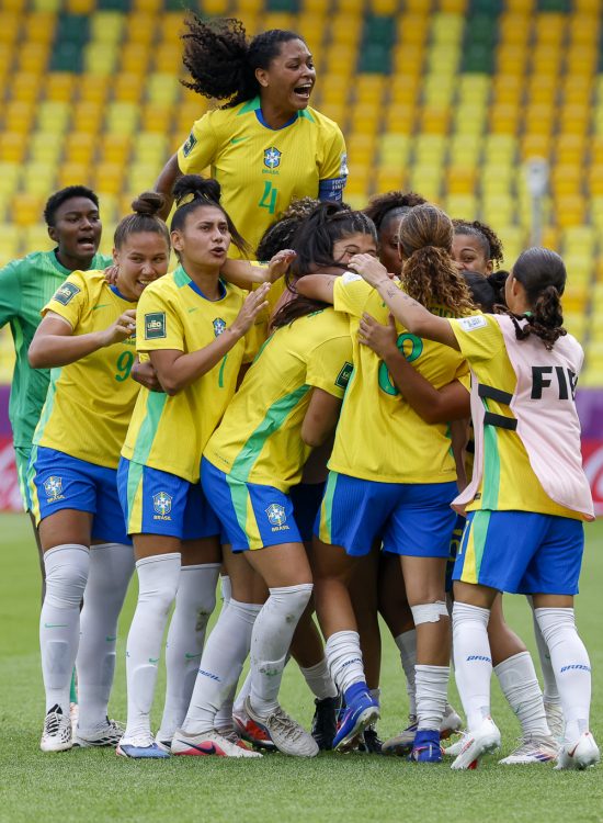 Brasil vence os Estados Unidos nos pênaltis e avança às quartas da Copa do Mundo Feminina Sub-20