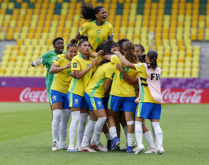Brasil vence os Estados Unidos nos pênaltis e avança às quartas da Copa do Mundo Feminina Sub-20