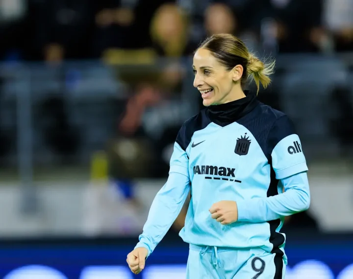 Saída de Esther González do Gotham FC para clube saudita gera polêmica; entenda