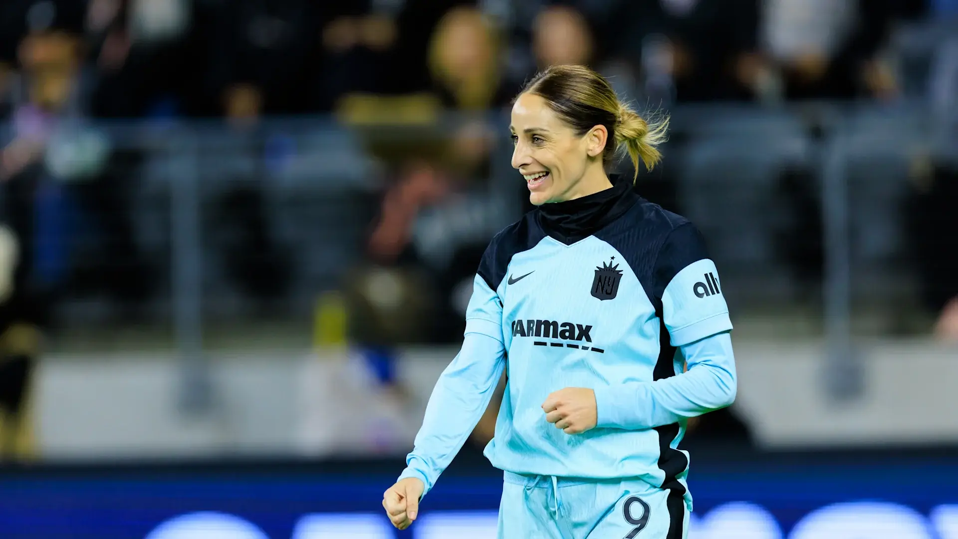 Saída de Esther González do Gotham FC para clube saudita gera polêmica; entenda