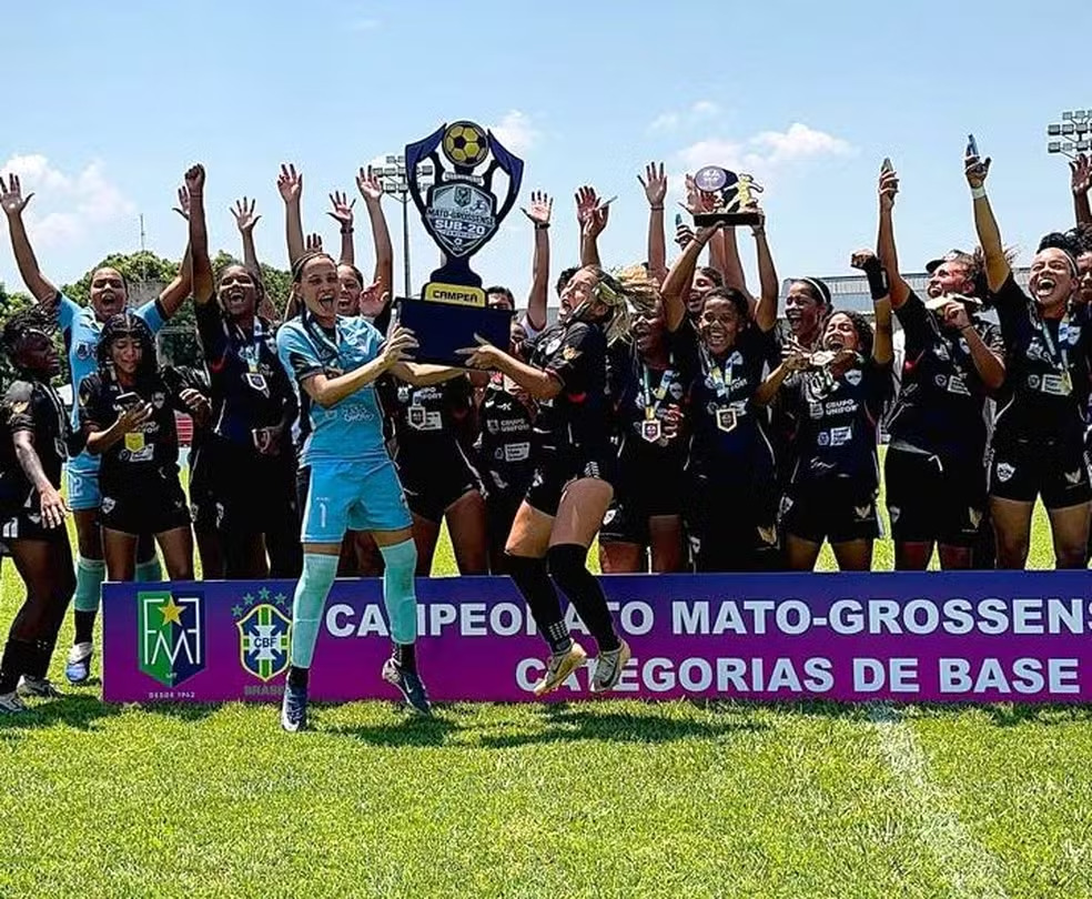 Time feminino sub-20 foi campeão do Campeonato Mato-grossense de categorias de base em 2026 | FMF